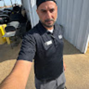 Meet your Posher, Aref